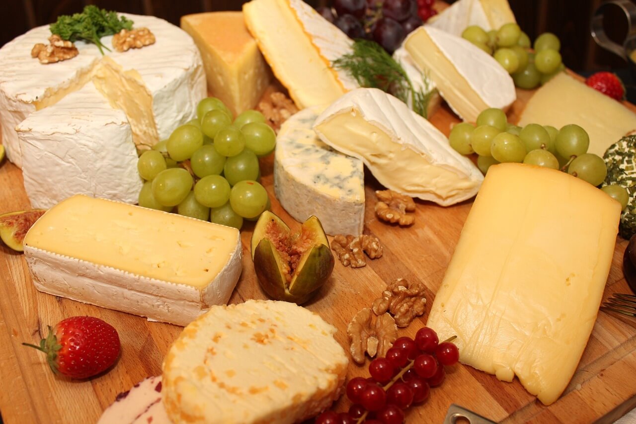 cheese-platter-1108564_1280